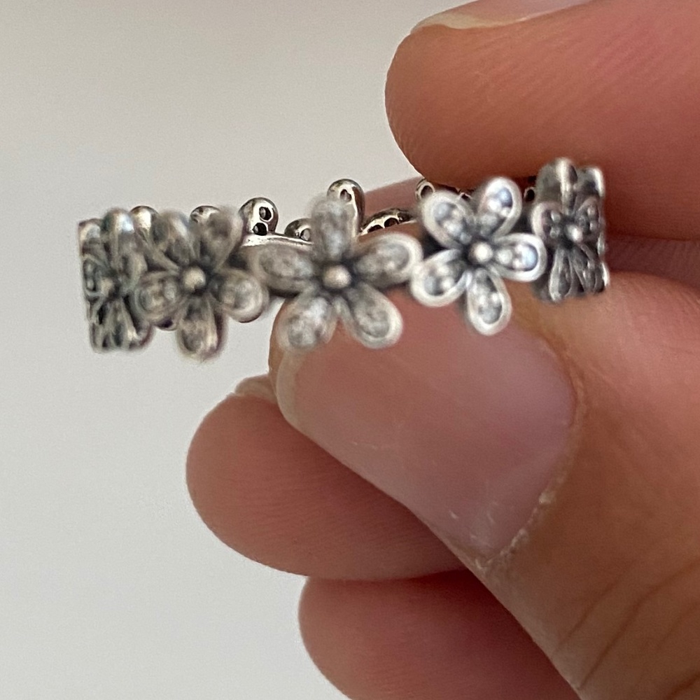 Pandora Flower Ring